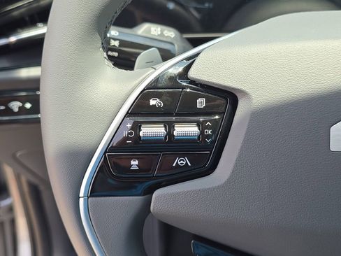 New 2026 Kia Niro EX FWD image 32