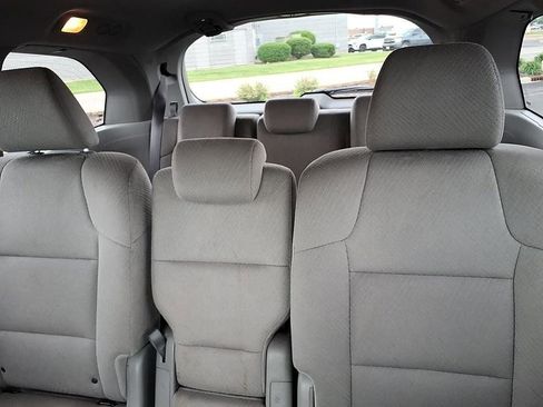 Used 2014 Honda Odyssey EX image 18