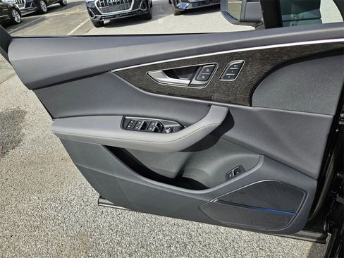 New 2025 Audi Q7 3.0T Premium Plus image 7