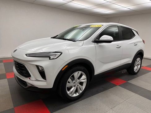 Used 2024 Buick Encore GX Preferred image 3