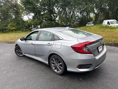 Used 2020 Honda Civic EX image 4