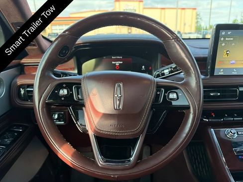 Certified 2022 Lincoln Aviator Black Label w/ Class IV Trailer Tow Package AWD/4WD image 19