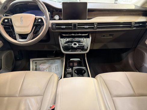 Used 2022 Lincoln Corsair Reserve w/ Sport Package image 22