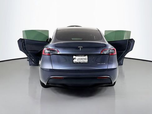 Used 2023 Tesla Model Y Long Range image 37