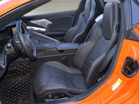 Used 2025 Chevrolet Corvette Stingray Preferred Conv w/ Z51 Performance Package image 12