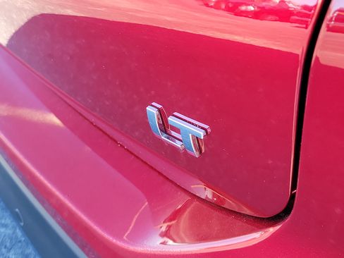 Used 2024 Chevrolet Equinox LT image 8