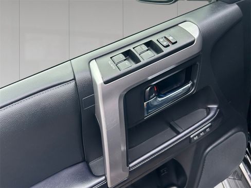 Used 2023 Toyota 4Runner Limited image 11