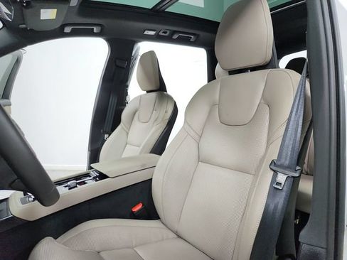 Used 2026 Volvo XC90 B6 Ultra w/ Protection Package AWD/4WD image 19