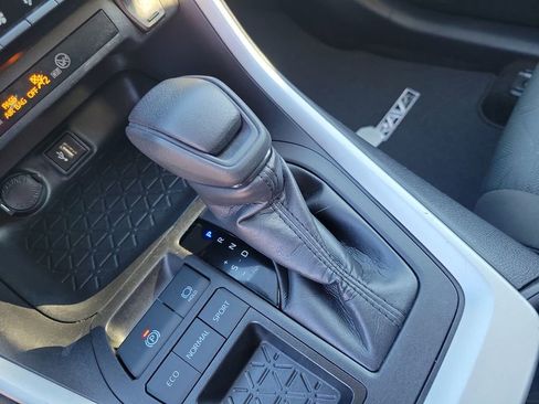 Certified 2024 Toyota RAV4 XLE image 22