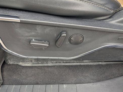 Used 2023 Ford F150 Lariat w/ FX4 Off-Road Package image 20