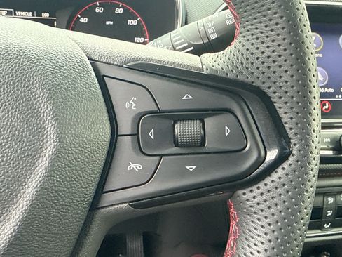 Used 2023 Chevrolet TrailBlazer RS w/ Convenience Package image 16