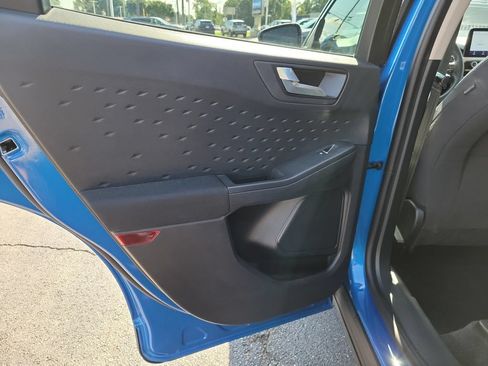 Used 2020 Ford Escape SE FWD image 17
