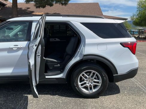 New 2026 Ford Explorer Active w/ Active Comfort Package image 22