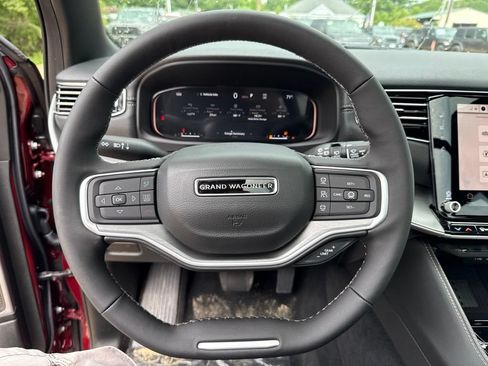New 2026 Jeep Grand Wagoneer 4WD image 10