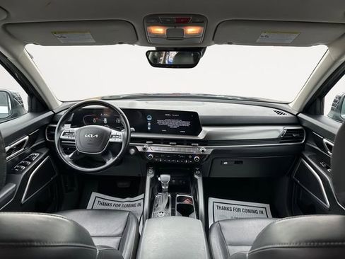 Used 2023 Kia Telluride S image 10