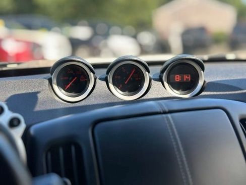 Used 2013 Nissan 370Z Coupe RWD image 15