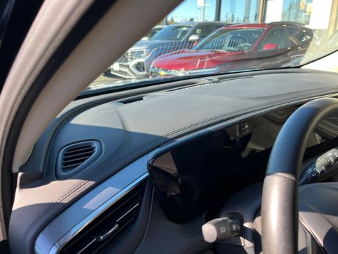 Used 2025 Buick Encore GX Preferred image 35