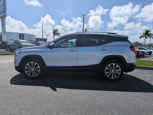 Used 2019 GMC Terrain SLT AWD/4WD image 7