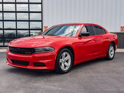 Used 2019 Dodge Charger SXT w/ Leather Interior Group