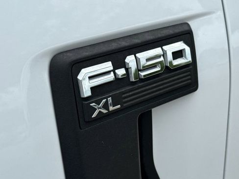 Used 2022 Ford F150 XL image 6