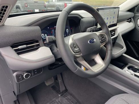 New 2026 Ford Explorer Active image 16