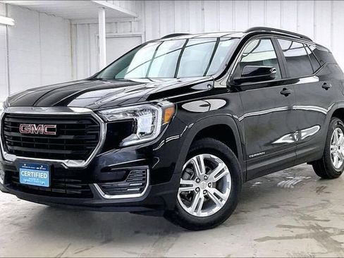Certified 2022 GMC Terrain SLE w/ Driver Convenience Package AWD/4WD image 2