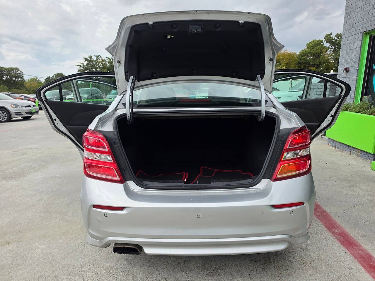 Used 2019 Chevrolet Sonic LT w/ Convenience Package FWD image 25