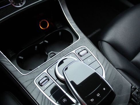 Used 2016 Mercedes-Benz C 300 Sedan image 12