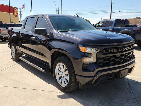 Used 2023 Chevrolet Silverado 1500 Custom RWD image 4