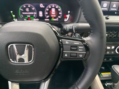 Used 2024 Honda Accord Touring image 27