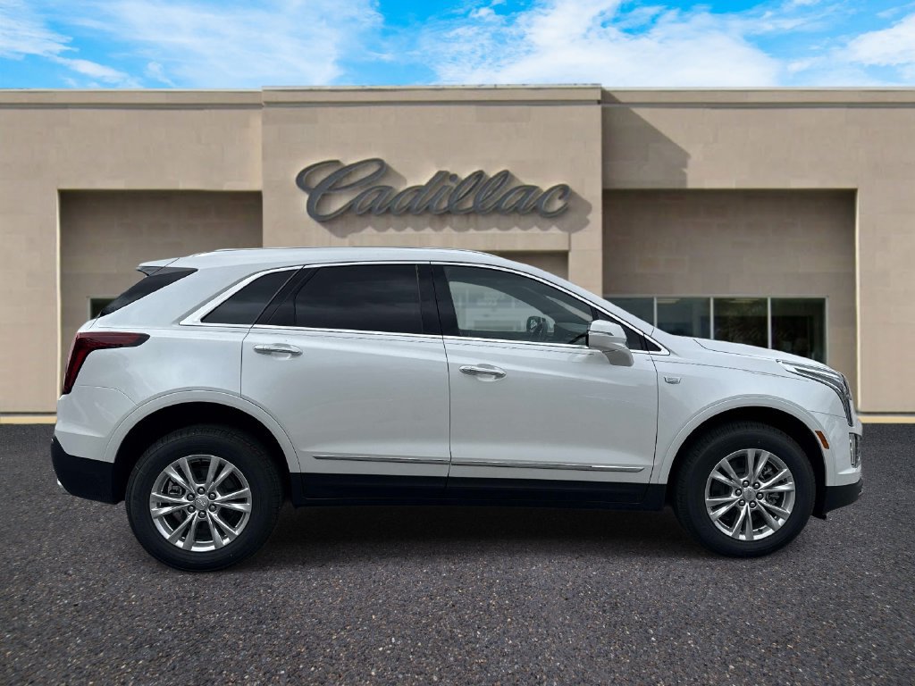 New 2026 Cadillac XT5 Luxury AWD/4WD image 2