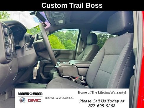Used 2021 Chevrolet Silverado 1500 Custom Trail Boss w/ LPO, Dark Essentials Package AWD/4WD image 27