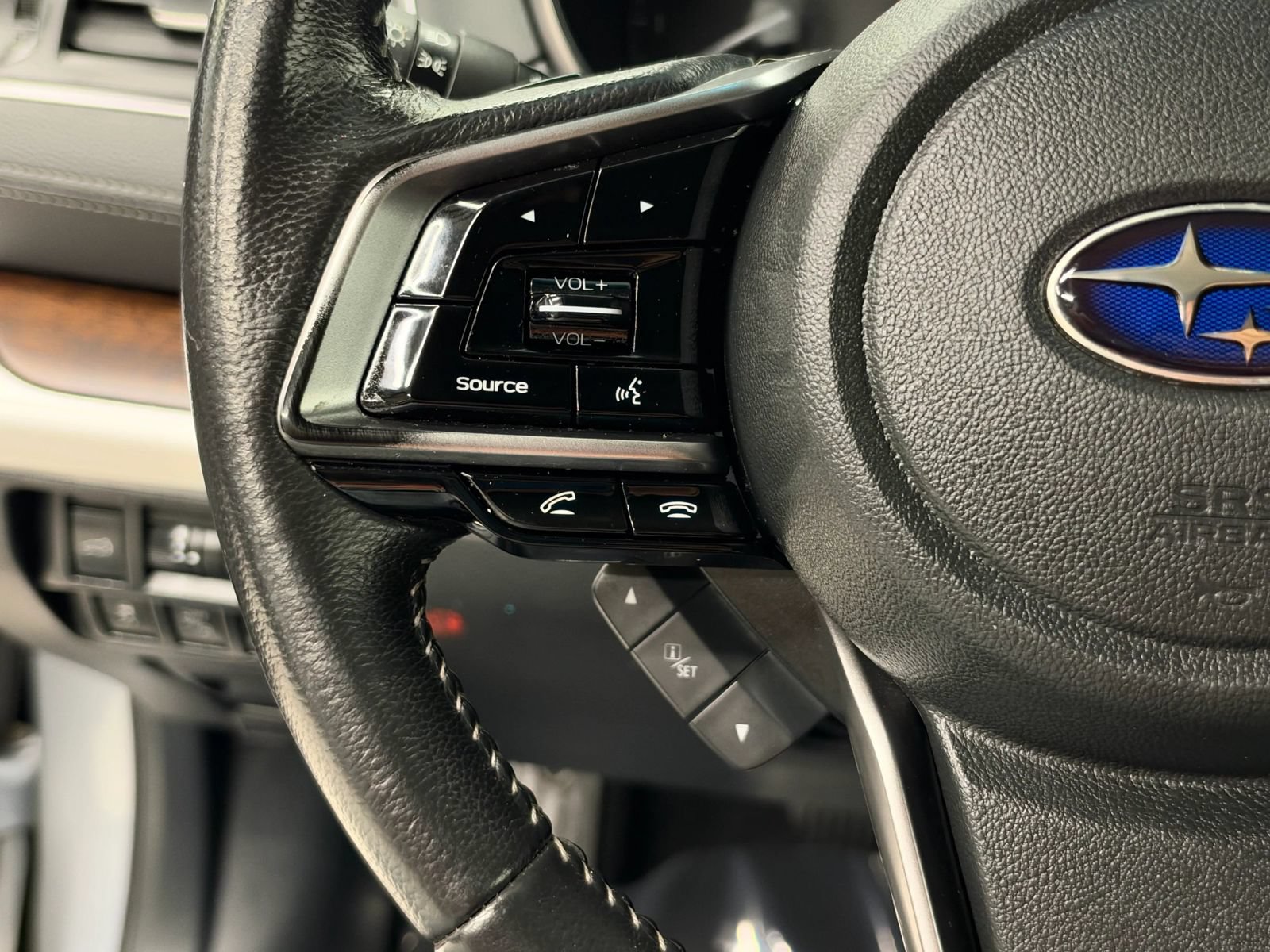 Used 2019 Subaru Outback 2.5i Limited AWD/4WD image 31