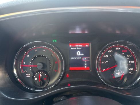 Used 2014 Dodge Charger R/T RWD image 16