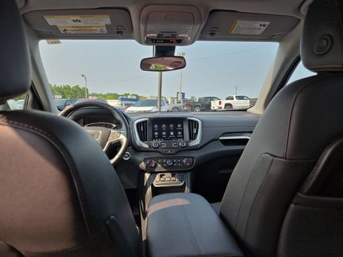 Certified 2021 GMC Terrain SLT w/ Infotainment Package II AWD/4WD image 16