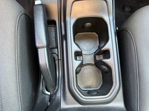 Used 2018 Jeep Wrangler Unlimited Sport S AWD/4WD image 33