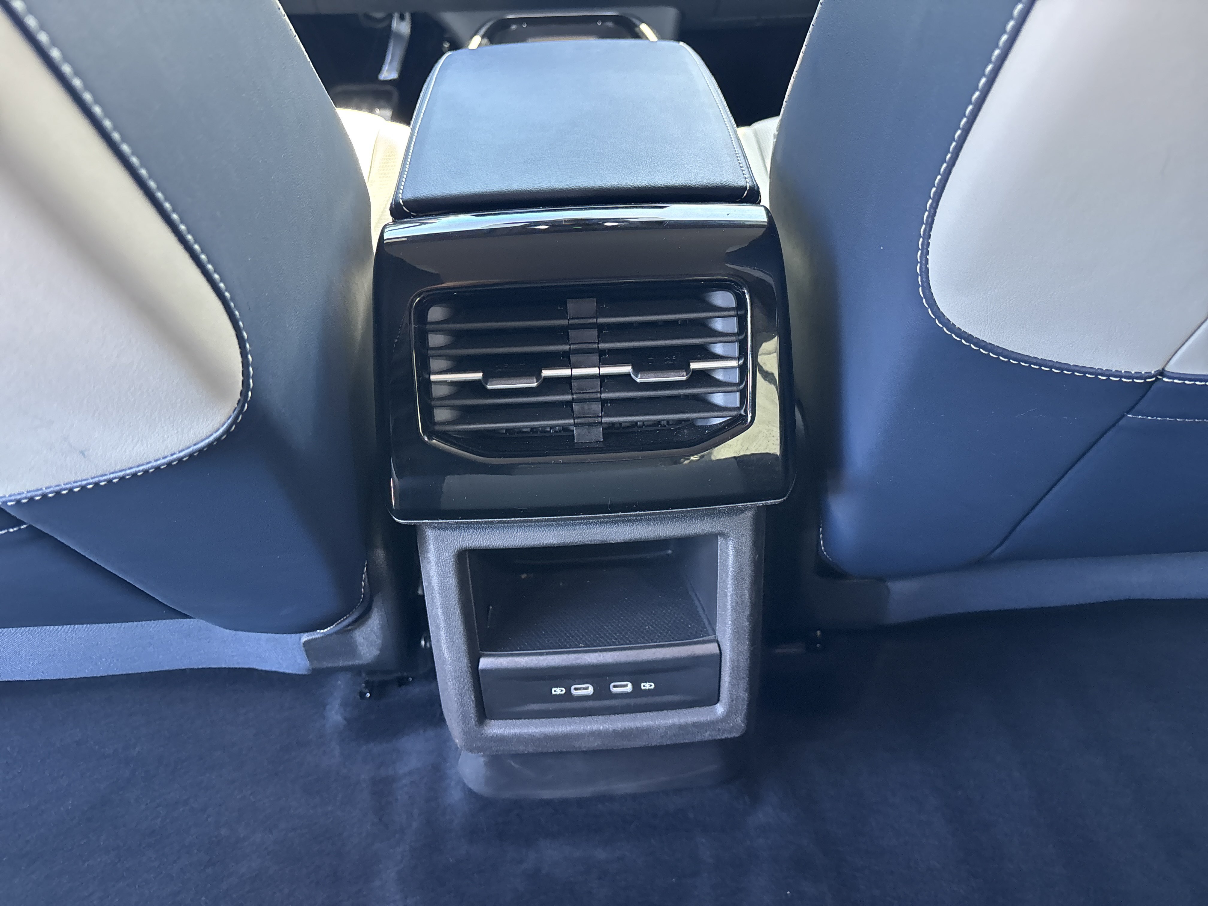 Used 2025 Volkswagen ID.4 Pro S RWD image 19
