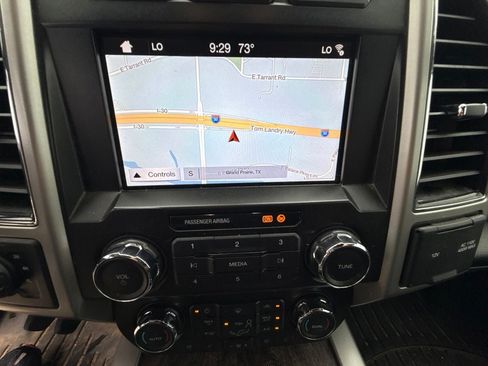 Used 2019 Ford F250 Lariat w/ Lariat Value Package AWD/4WD image 26