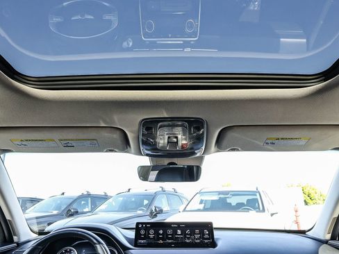 Used 2024 Genesis GV80 3.5T image 17