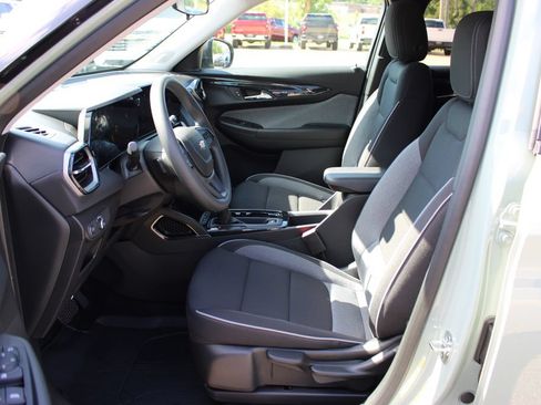 New 2026 Chevrolet TrailBlazer LS w/ LS Convenience Package AWD/4WD image 8