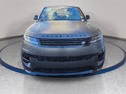 New 2026 Land Rover Range Rover Sport Dynamic SE image 2