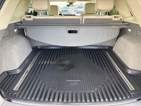 Used 2020 Cadillac XT5 Premium Luxury w/ LPO, Floor Liner Package image 36