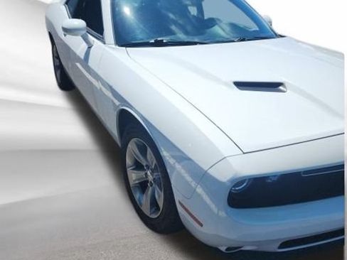 Used 2020 Dodge Challenger SXT RWD image 3
