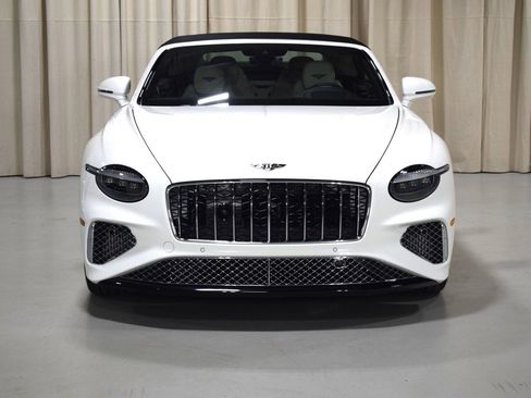 Certified 2026 Bentley Continental GTC AWD/4WD image 11