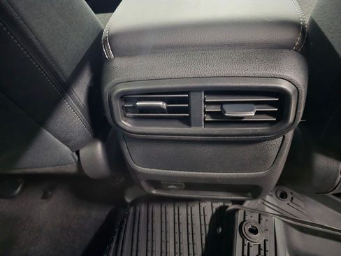 Used 2025 Honda Ridgeline Sport image 38