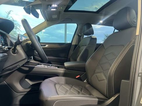 New 2026 Volkswagen Atlas SE image 11