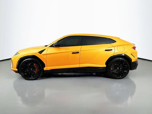 Used 2025 Lamborghini Urus SE AWD/4WD image 8