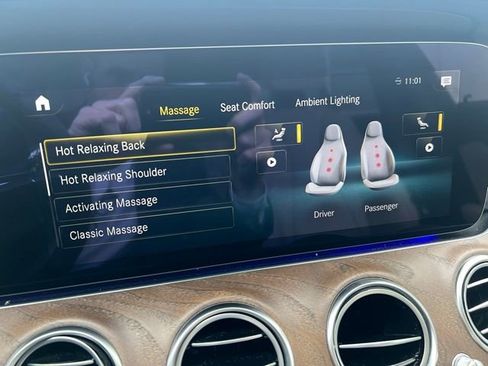 Used 2023 Mercedes-Benz E 350 4MATIC Sedan image 11