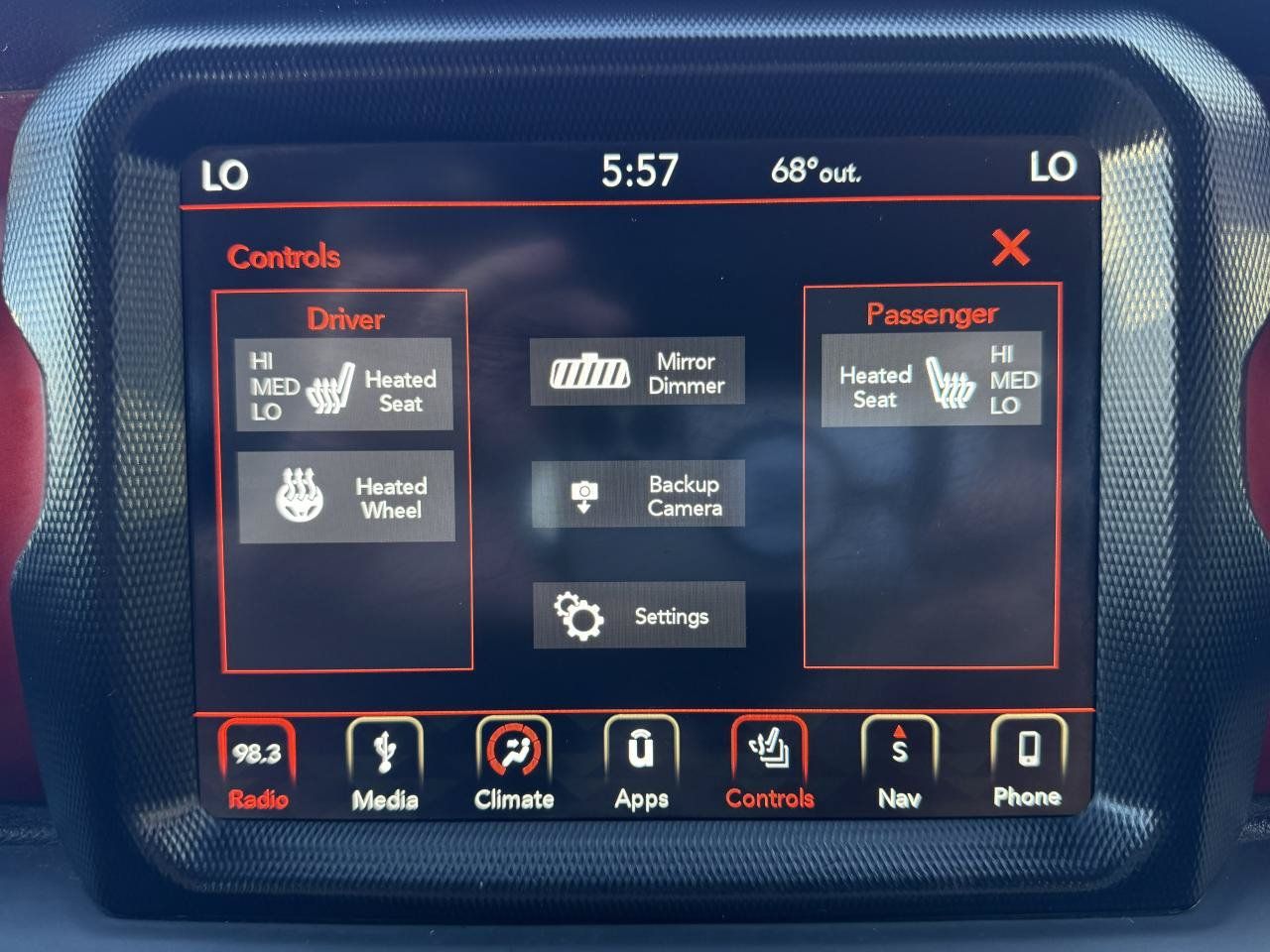 Used 2018 Jeep Wrangler Unlimited Rubicon AWD/4WD image 23