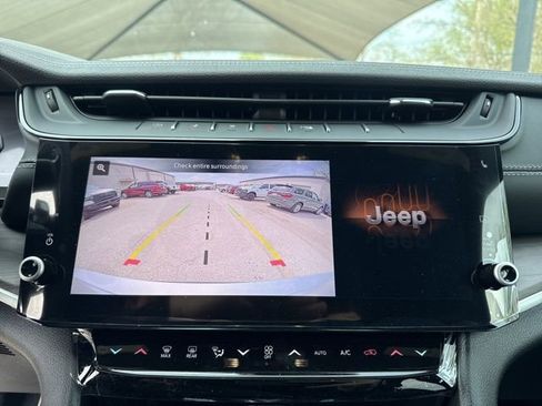 New 2026 Jeep Grand Cherokee L 4WD image 16